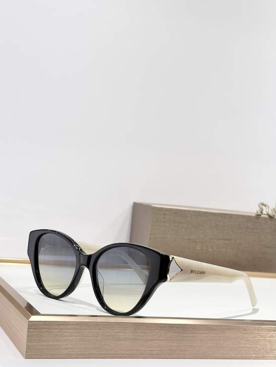 Picture of Bvlgari Sunglasses _SKUfw76404804fw